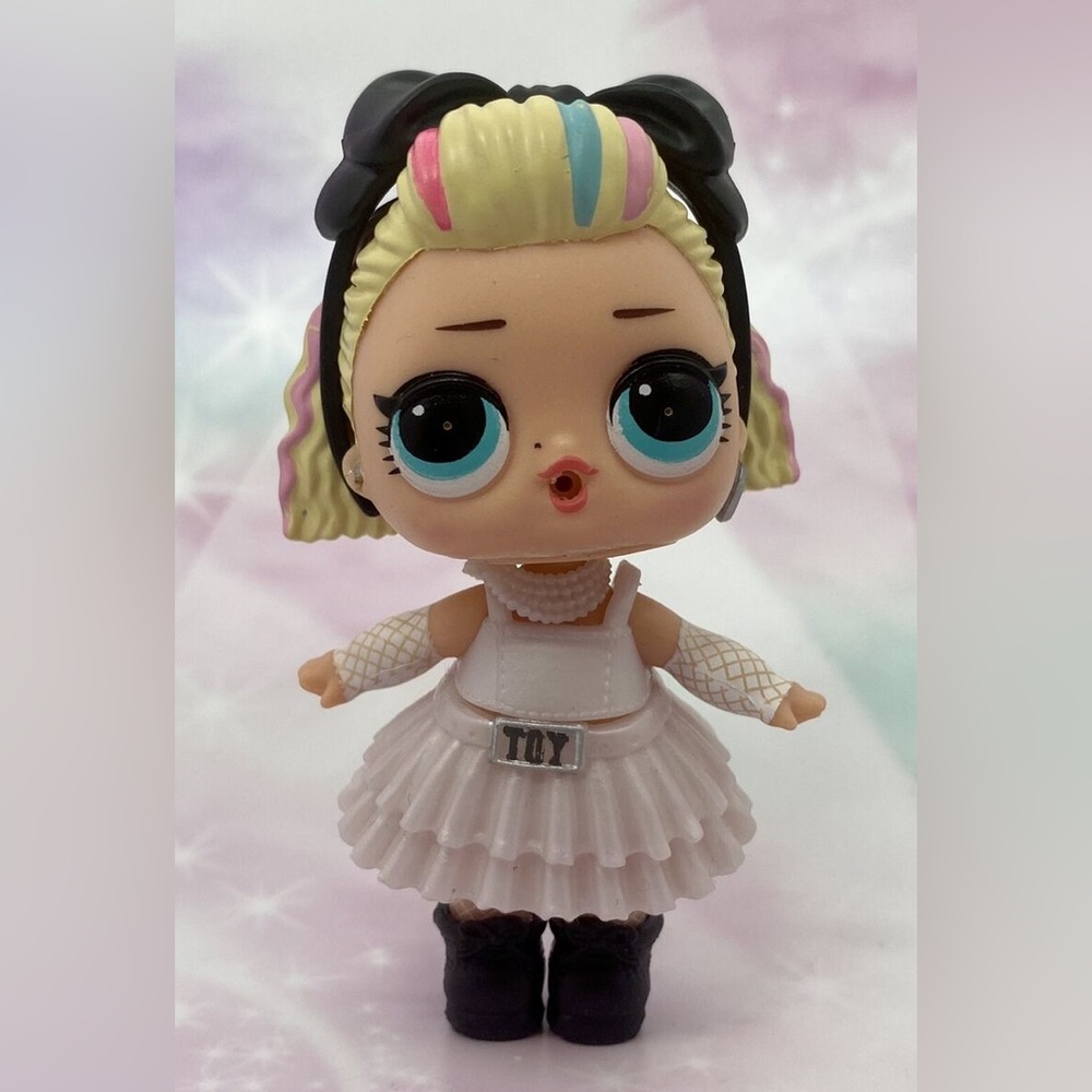 LOL Surprise Doll Under Wraps Series 4 / 80’s BB Madonna